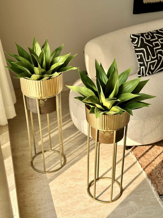 Fluted Top Metal Planters